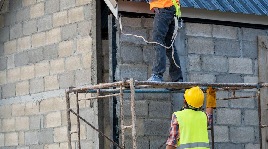 Expert Emergency Roof Repairs services in Perrysville, OH